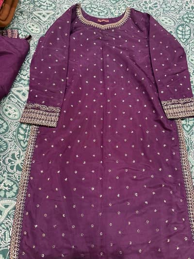 new dress plum colour without using