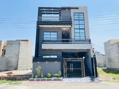 On Excellent Location 1125 Square Feet House In GT Road Of Lahore Is Available For sale