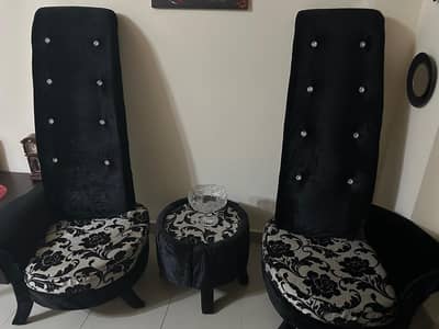 Coffee chairs and table for sale