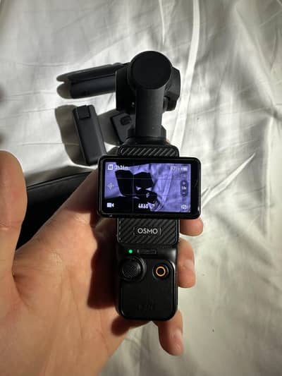 DJI Osmo Pocket 3 Creator Combo