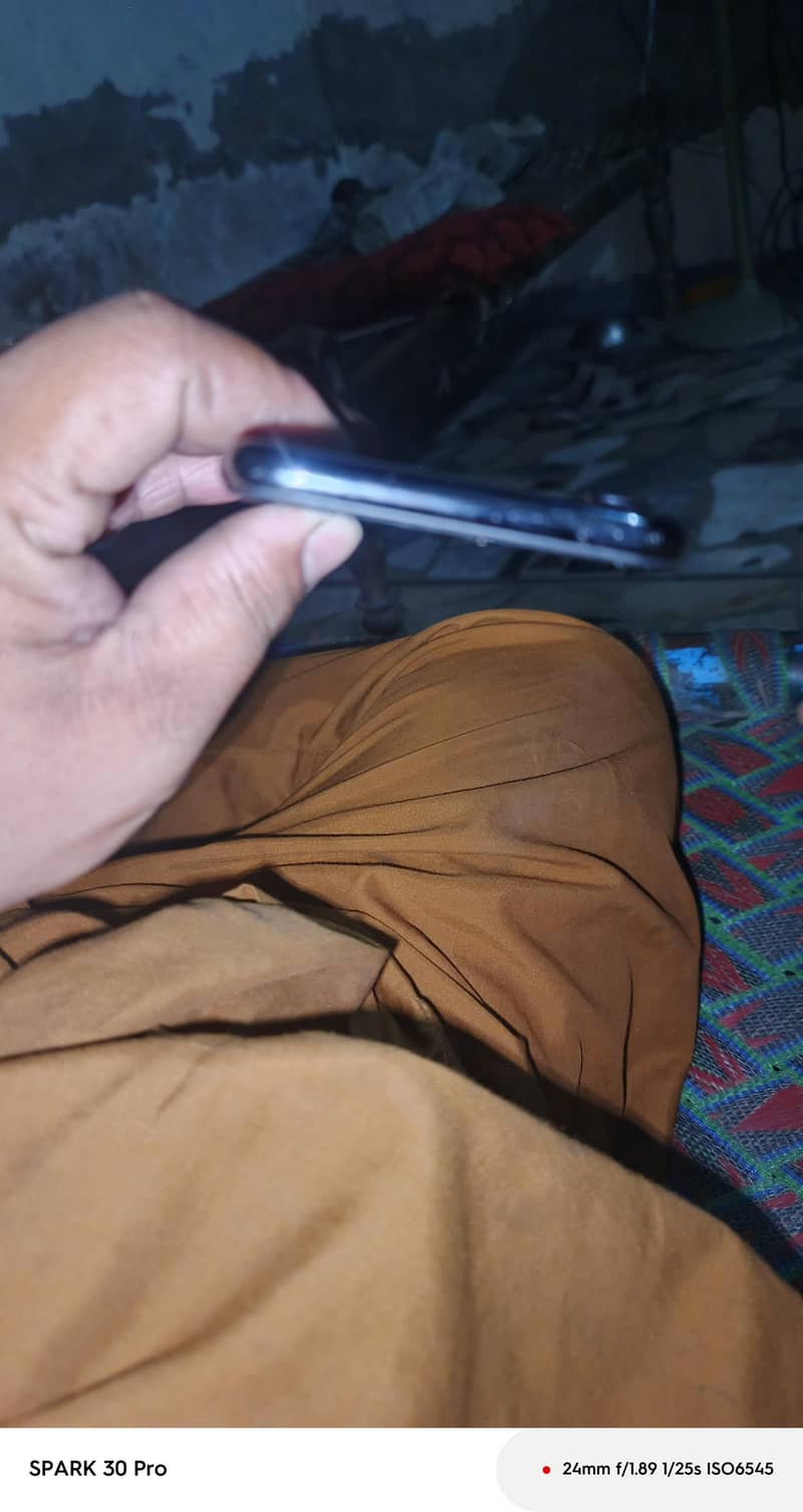 Apple iPhone X 4