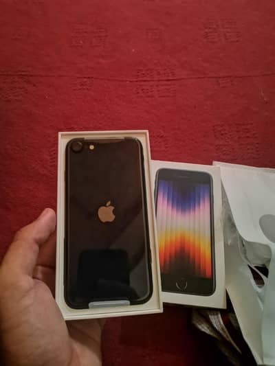 Apple iPhone SE