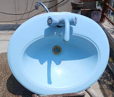 10/10 Bathroom Sinks. Perfect Condition. Barely used.