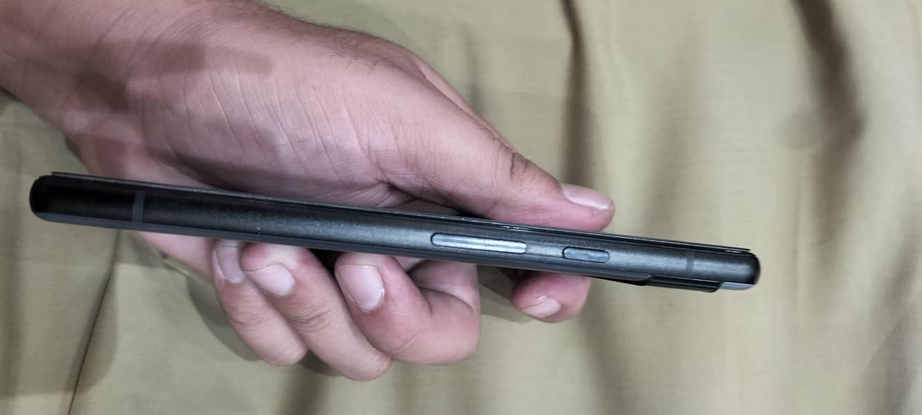 Google Pixel 6a 1