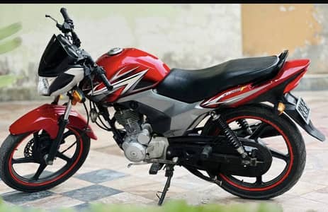 Honda CB 125 F