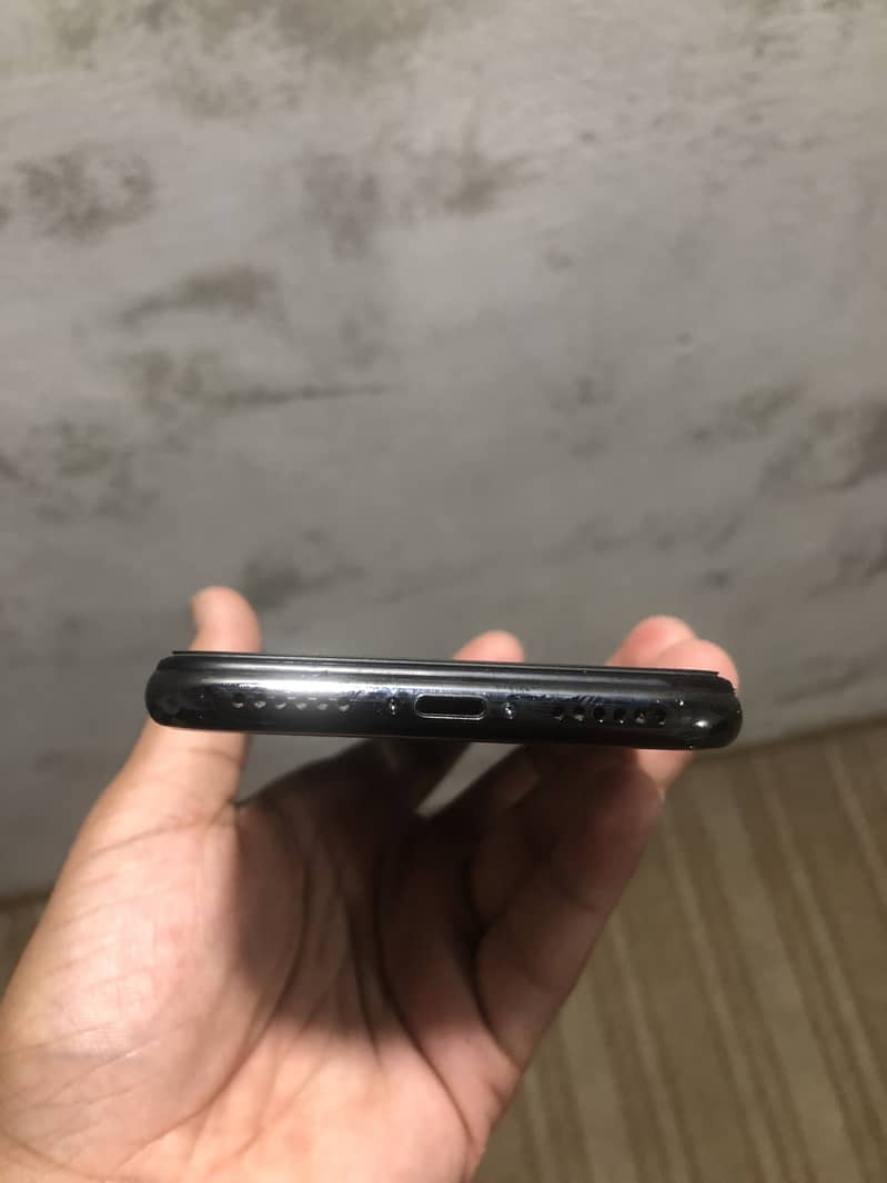 Apple iPhone X 2
