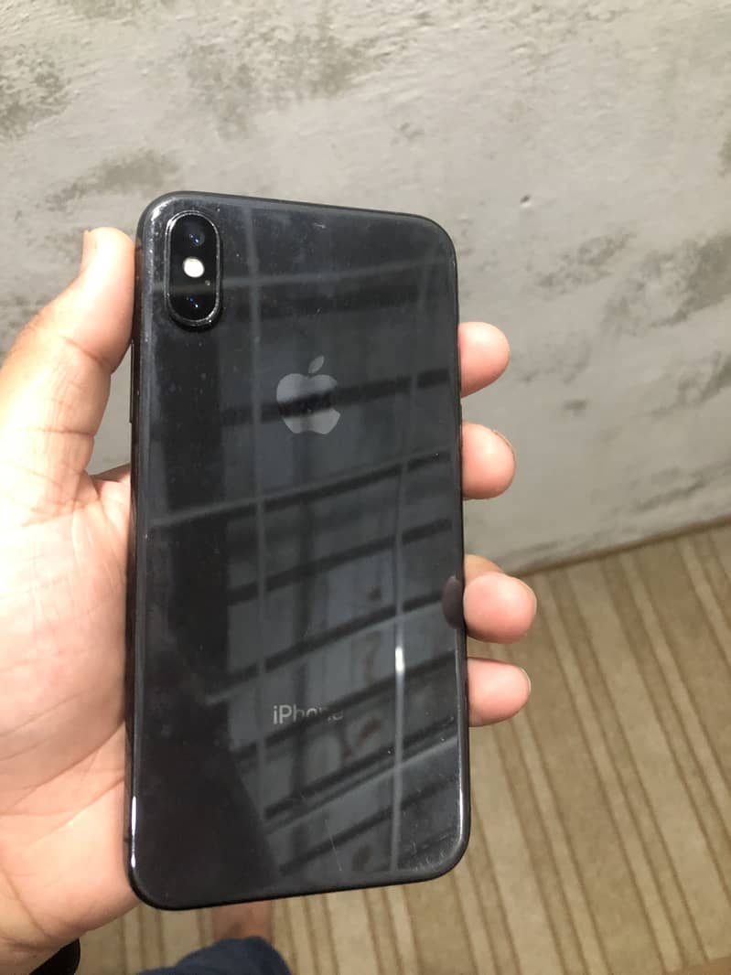 Apple iPhone X 3
