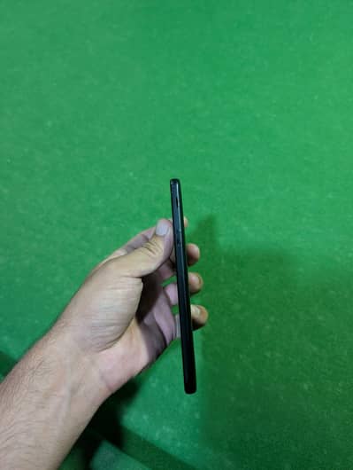 Samsung Mobile J6