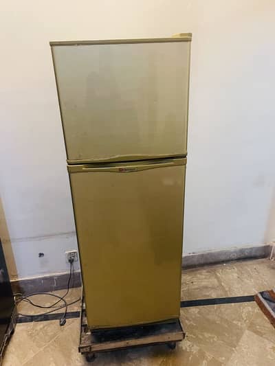 Dawlance fridge normal size