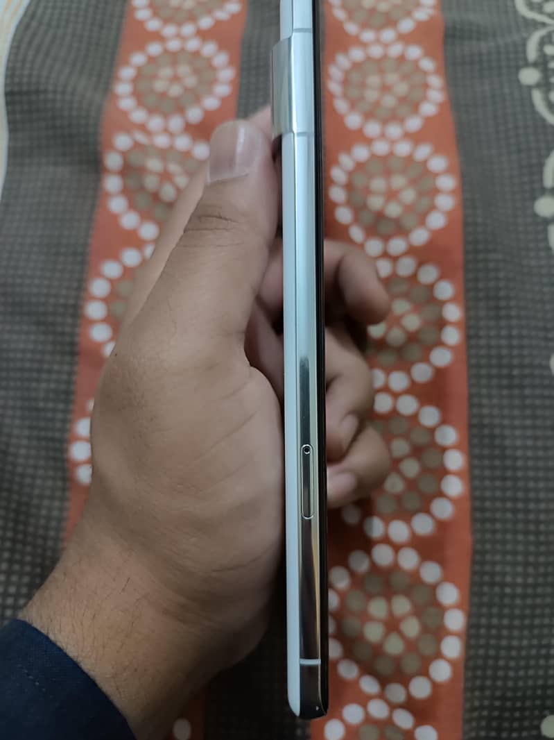 Google Pixel 7 Pro 4
