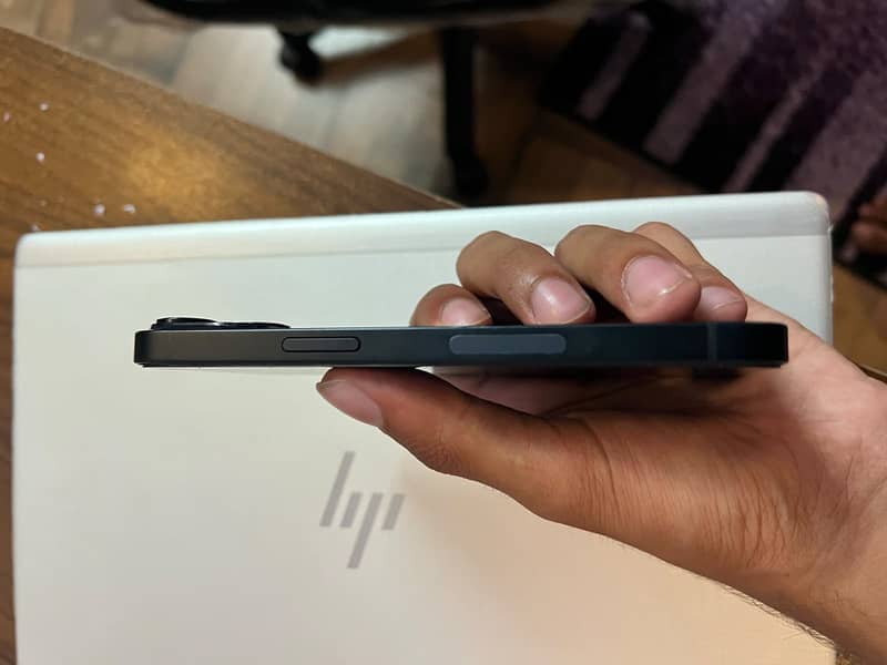 Apple iPhone 14 4
