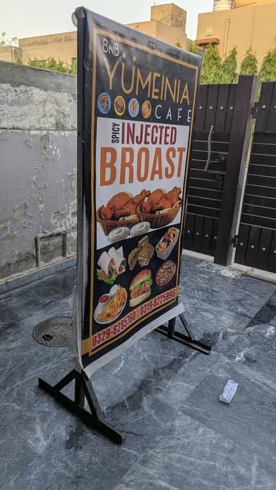 standing light board
