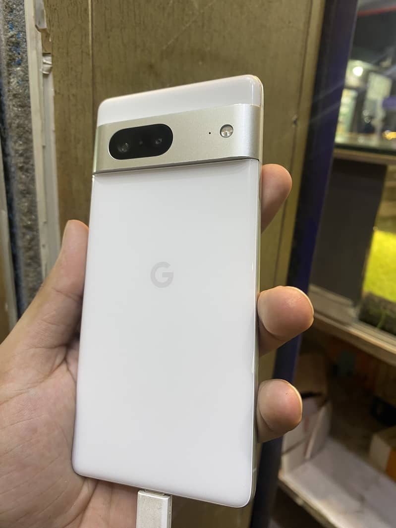 Google pixel 7 2