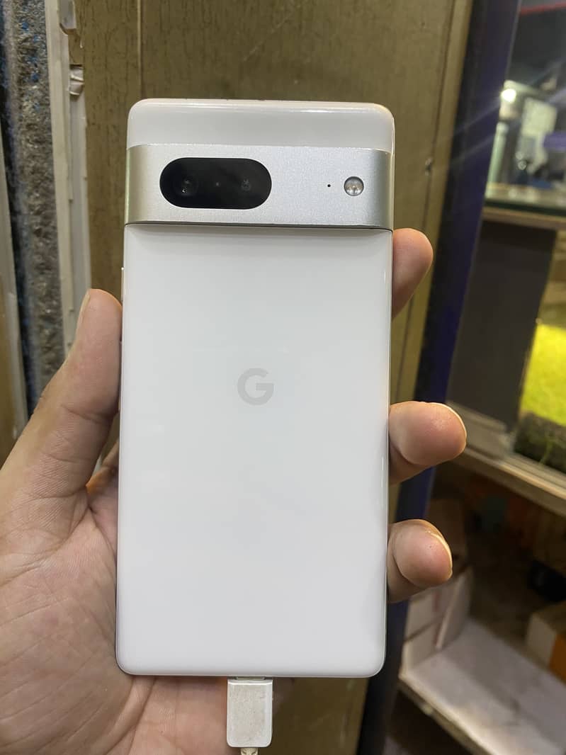 Google pixel 7 4