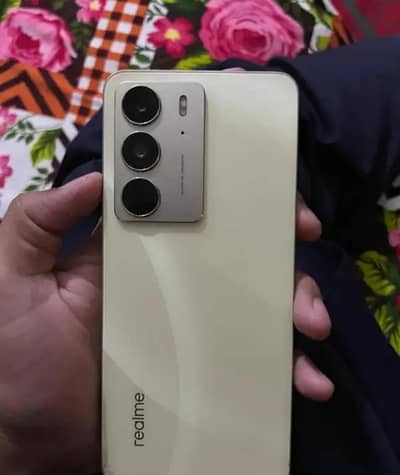 Realme C75