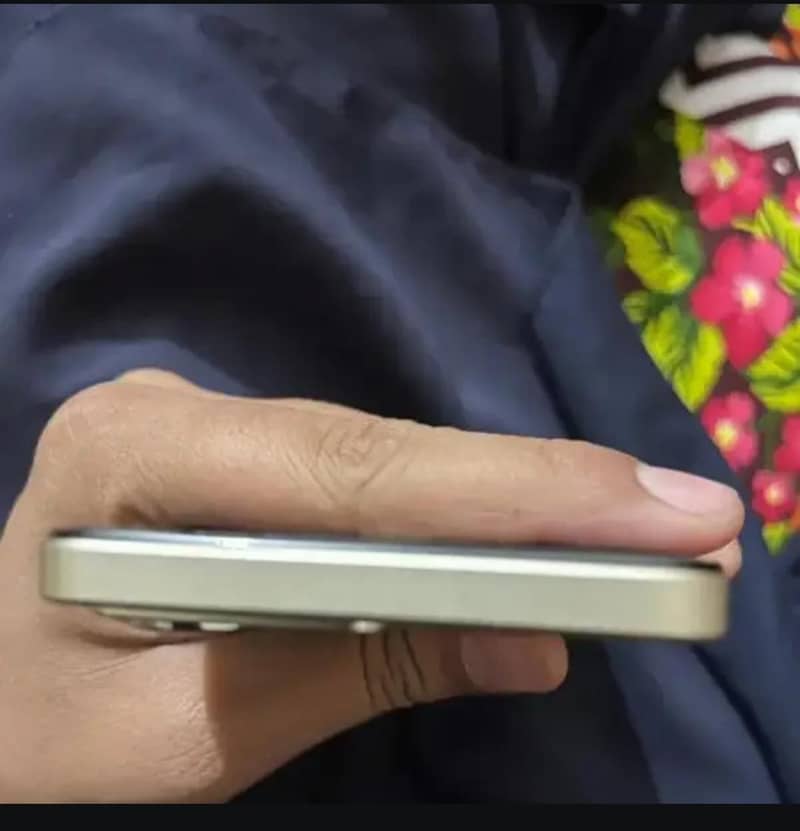 Realme C75 3