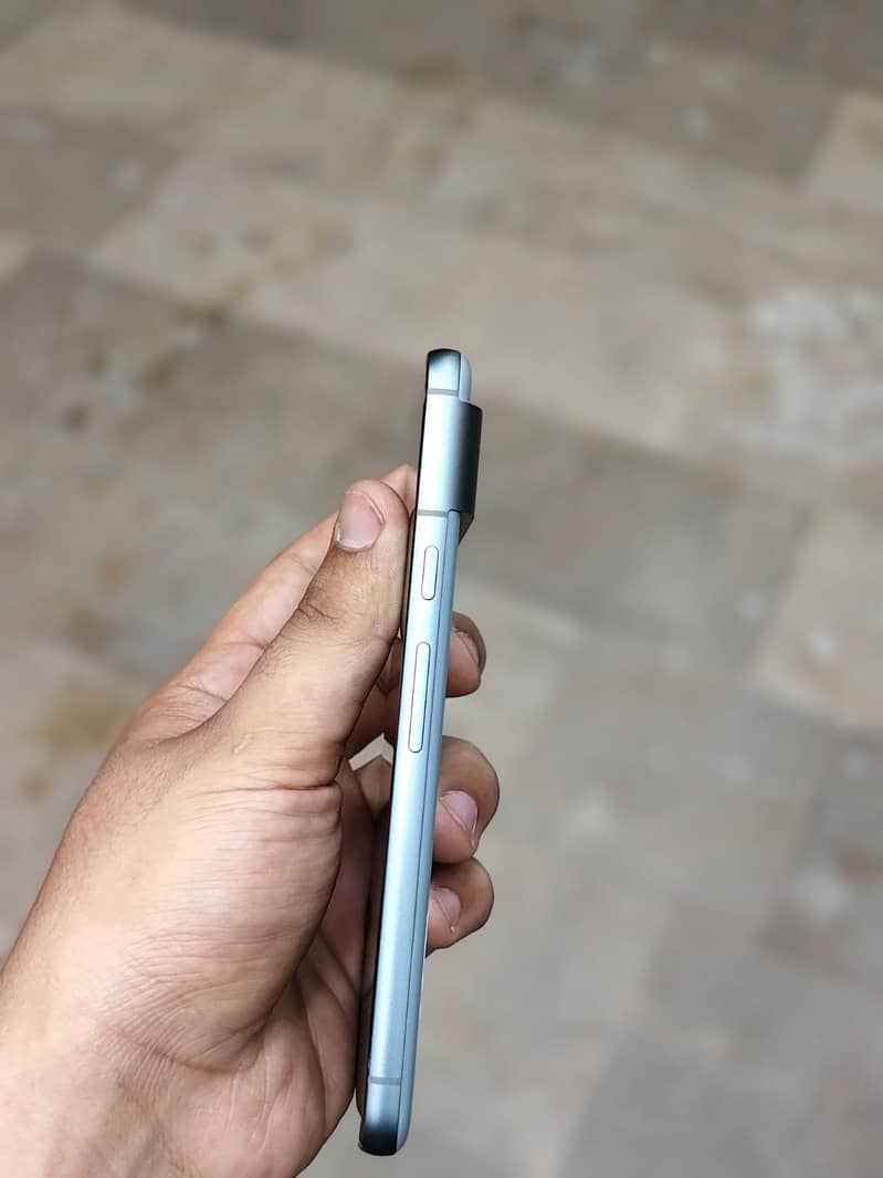 Google Pixel 8 7