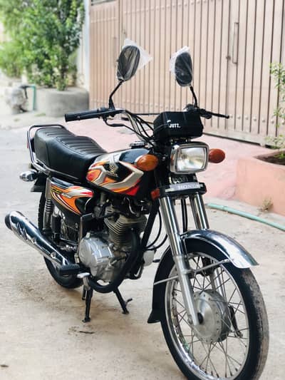 Honda CG-125 (Model 2022) Brand New Condition