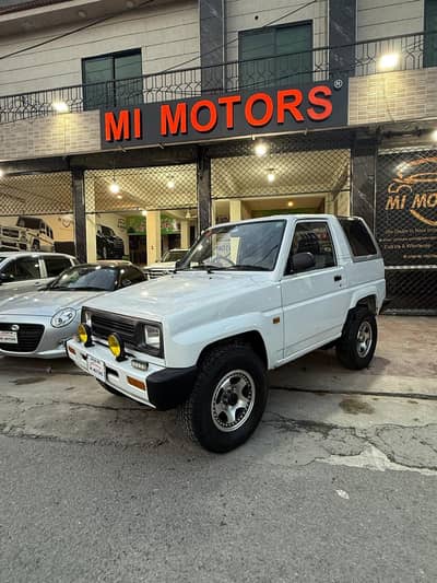 Daihatsu Rocky 1985