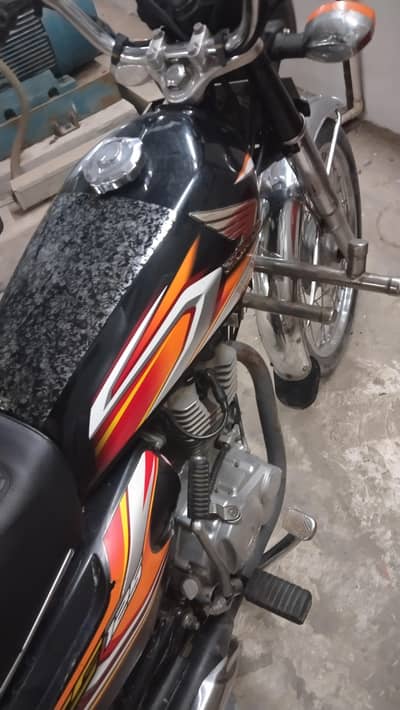 Honda 125 22