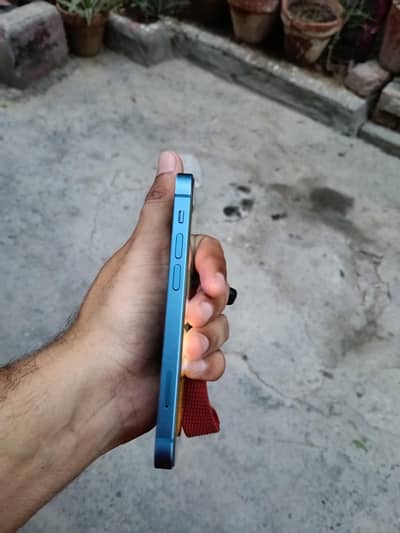 Apple iPhone 13 mini