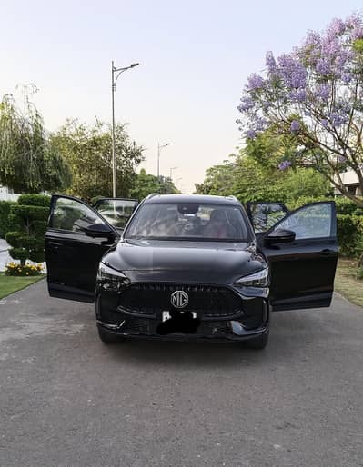 MG HS 2025 8340000 urgent sale