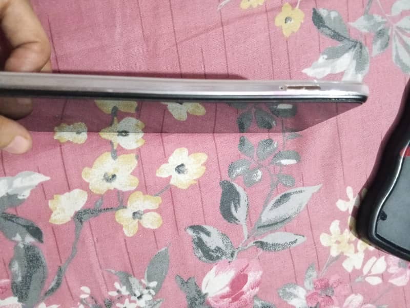 Tecno Camon 18P 3