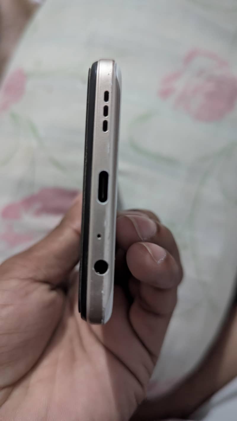Tecno CAMON 18T 4