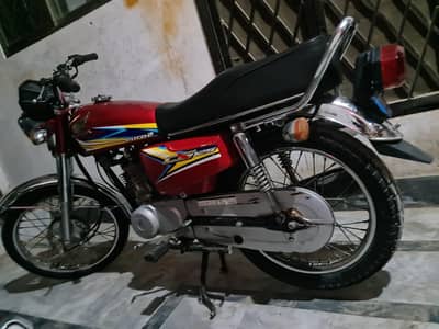Honda-125 in mint condition