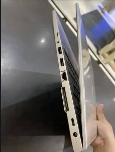 HP Elite Book 830 G6