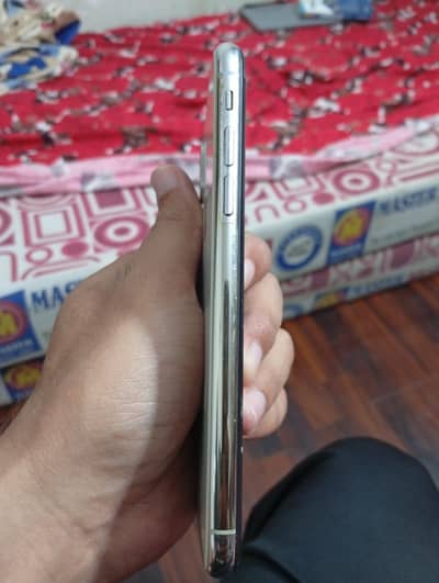 Apple iPhone X