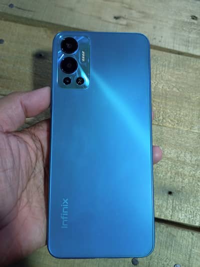 Infinix Hot 12