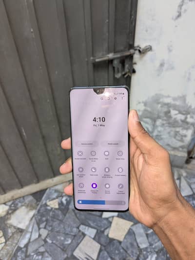Samsung Mobile S20 Ultra sell
