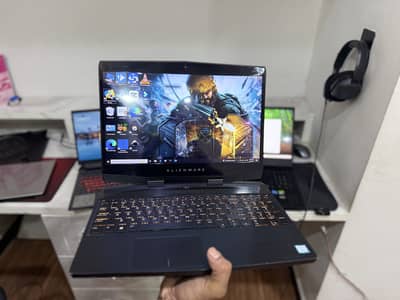 Alienware M15 Gaming Machine