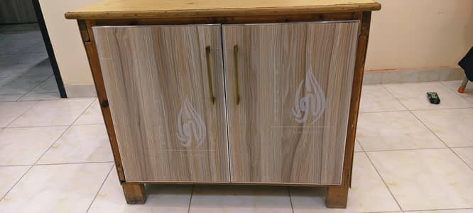 dayar  wood Iron table with cabinet