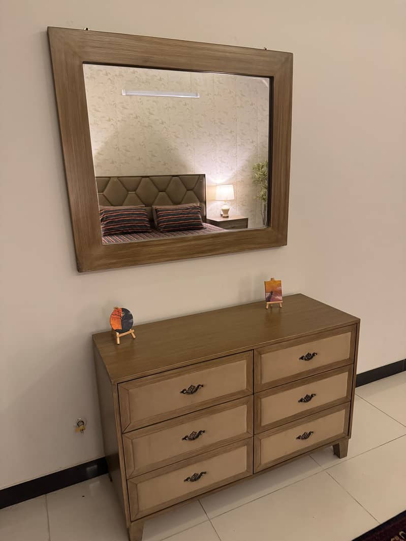 Bed+Side Tables+Dressing Table 7
