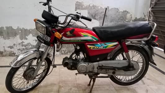 Honda cd70 2011/2012 in Good condition