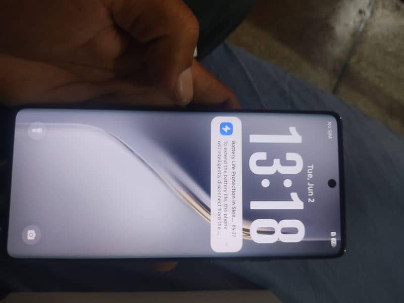 Tecno CAMON 40 Pro 1