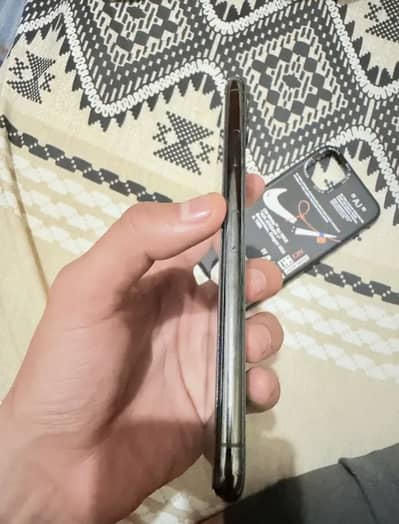 Apple iPhone 11 Pro Max
