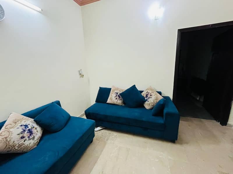 L shape sofa set in nice condition 8