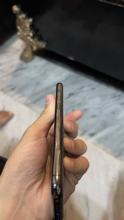 Apple iPhone 11 Pro