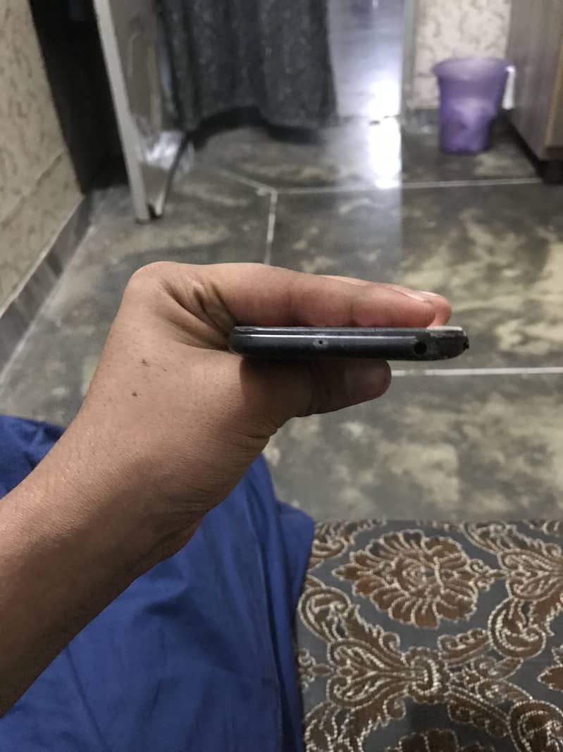 Honor 7C 3