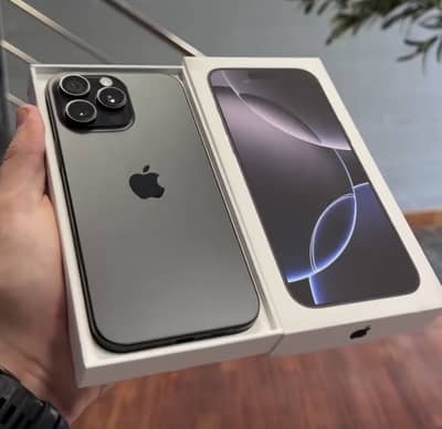 Apple iPhone 16 Pro Max