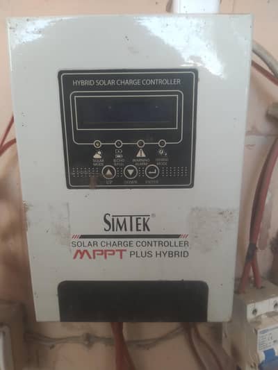 Simtek htbrid Mppt soler invertor