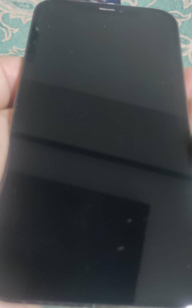 IPhone 12 pro 128 Non-PTA 7