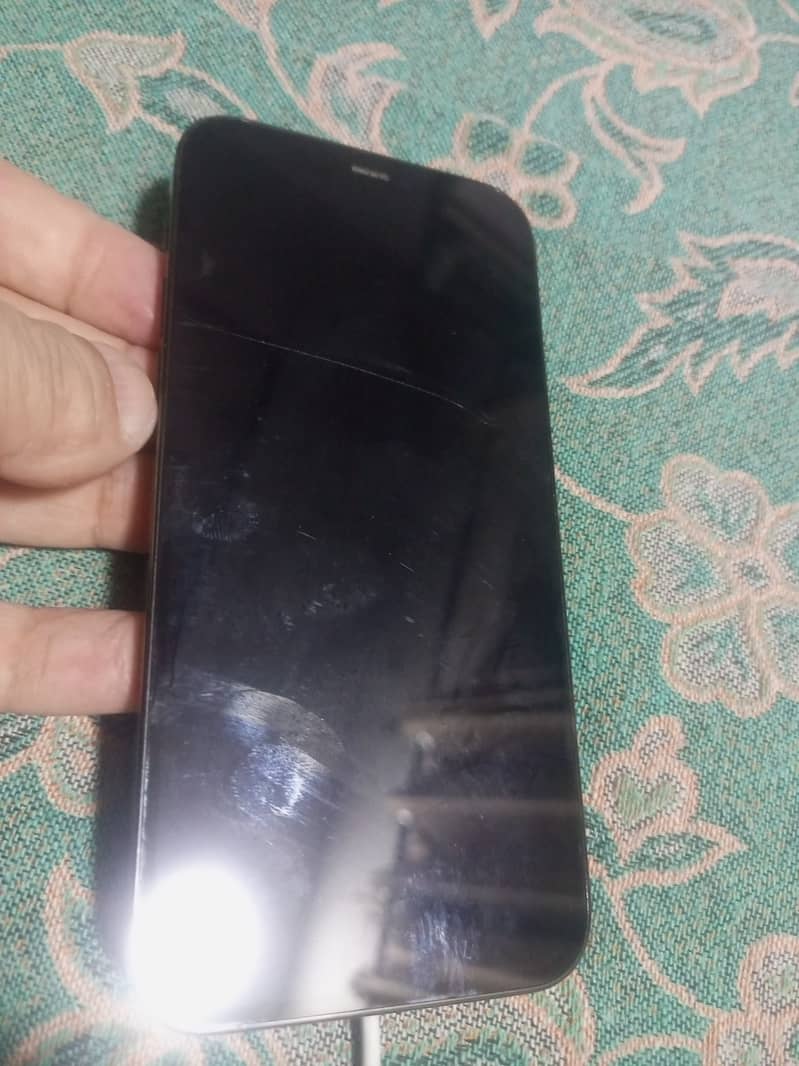 IPhone 12 pro 128 Non-PTA 8
