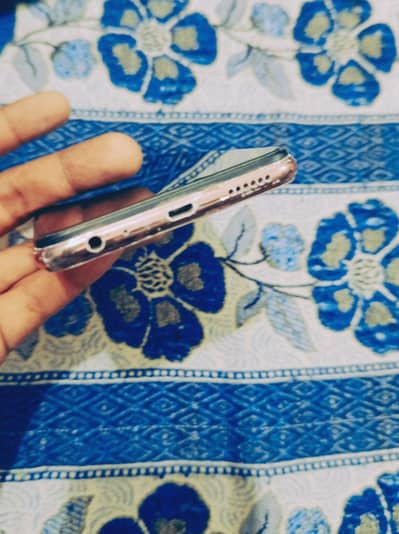 Vivo Y17