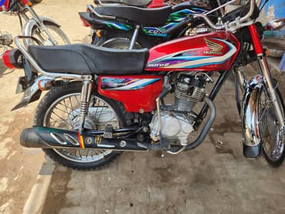 CG 125 | Red Color | 2015 Model | Best Price