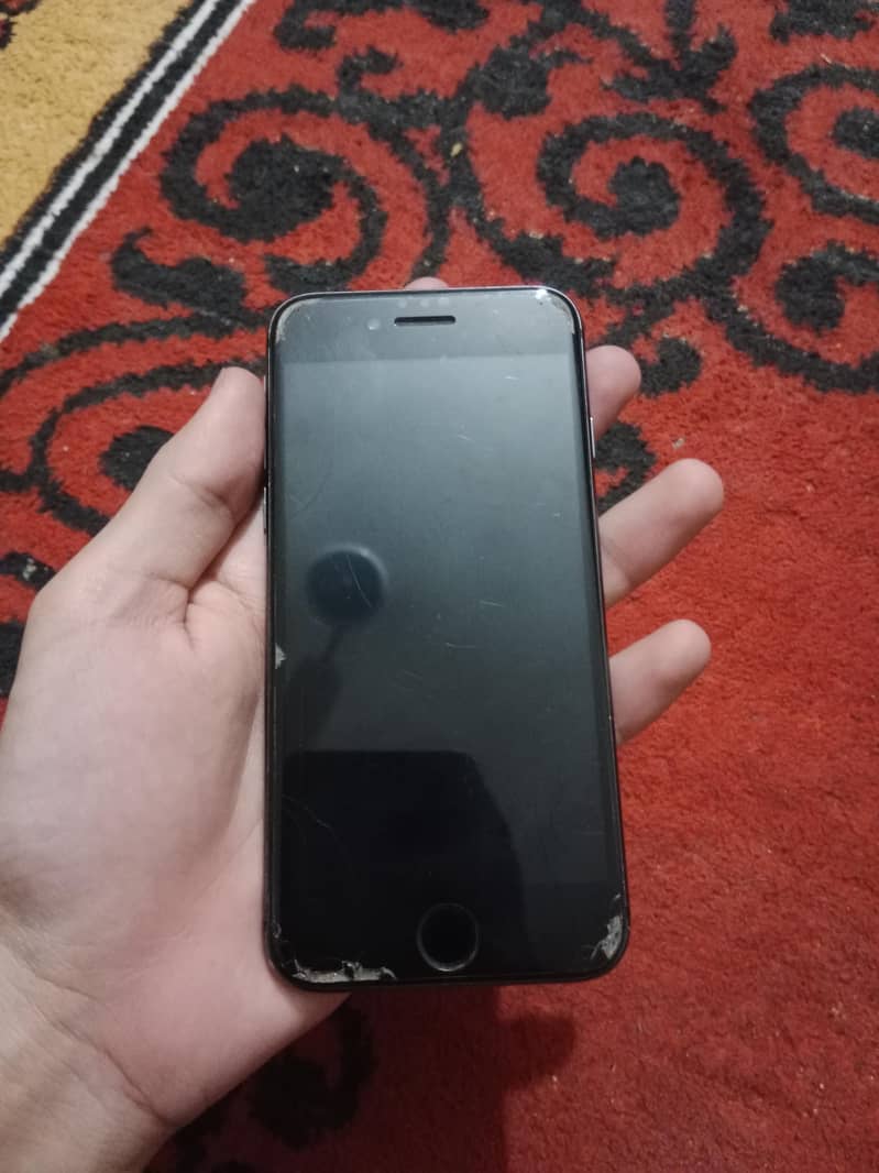 Apple iPhone 8 1
