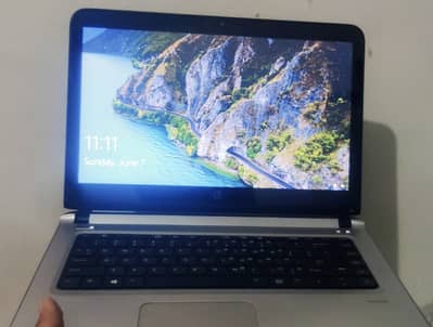 Core i3 6th generation 4GB RAM 128GB SSD